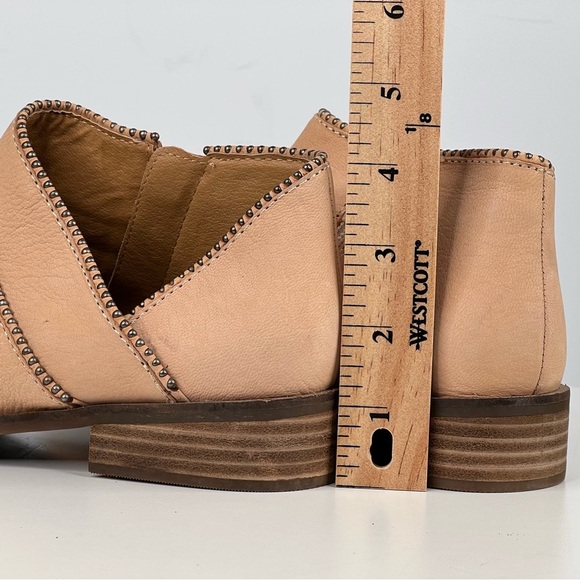 Lucky Brand Booties Beige Leather Ankle Boots Western Cowgirl Boho Cottage 6.5 - Picture 13 of 17